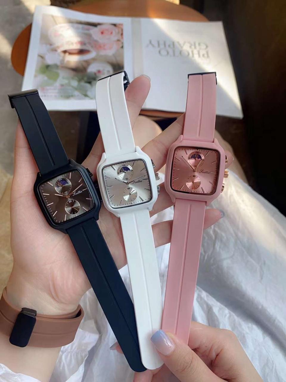 RELOJ SCOTTIE