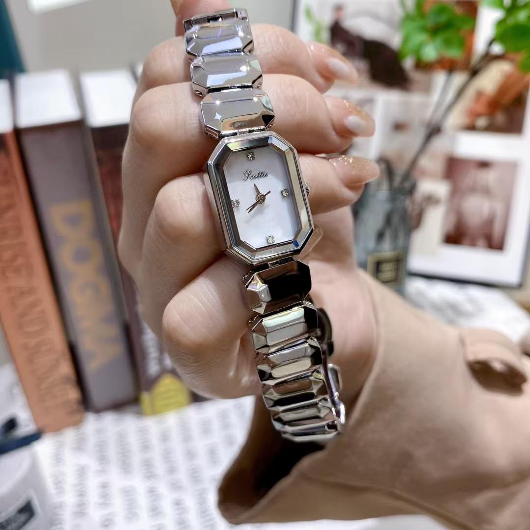 💱 SCOTTIE DE DAMA 😍